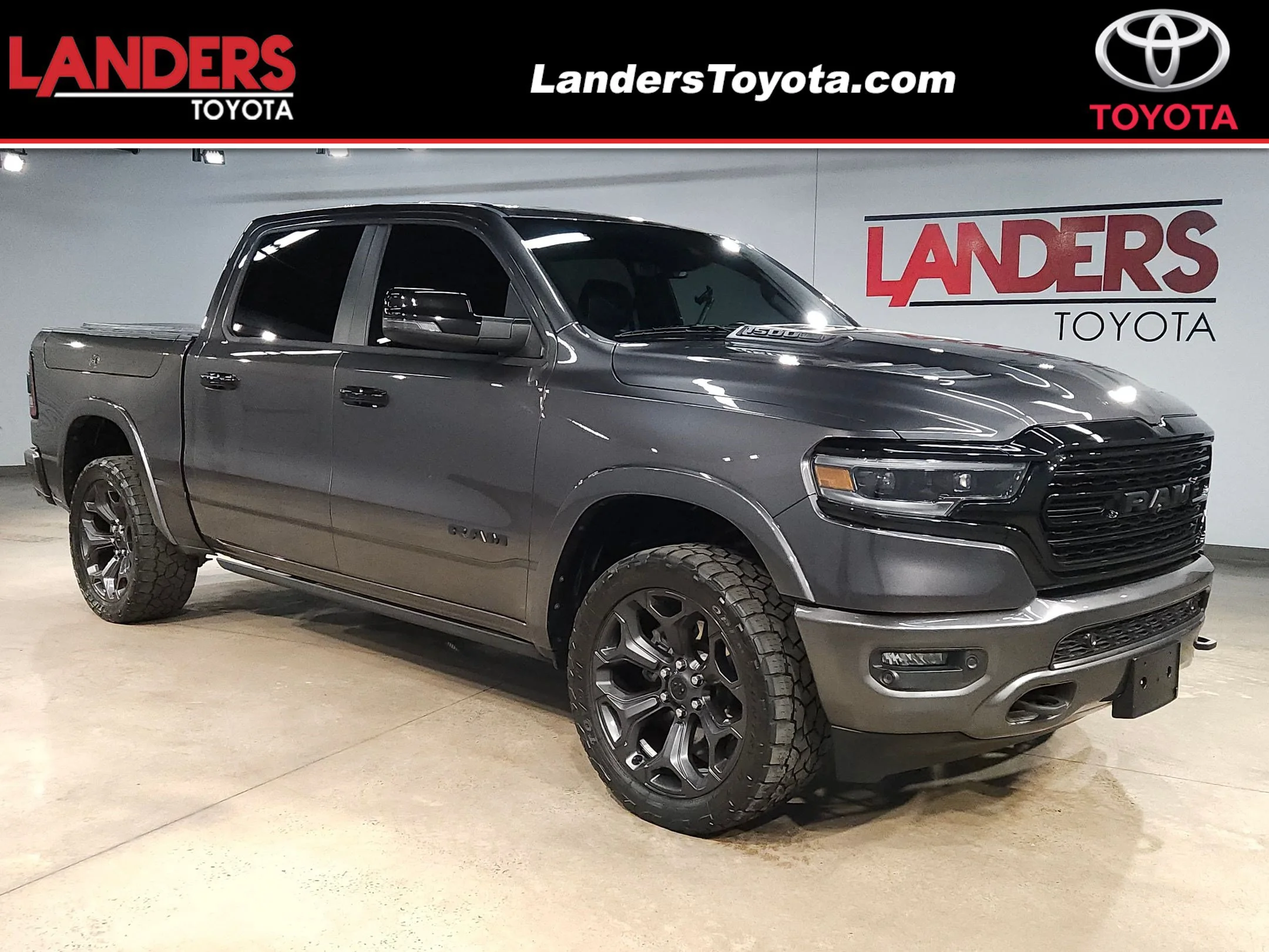 2023 RAM 1500 Limited 4x4 Crew Cab 5'7's photo