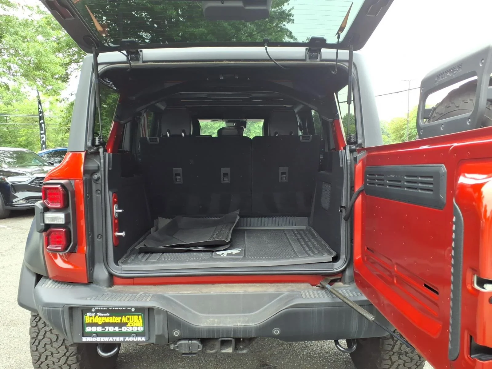 2023 Ford Bronco 4-Door Raptor - Photo 17