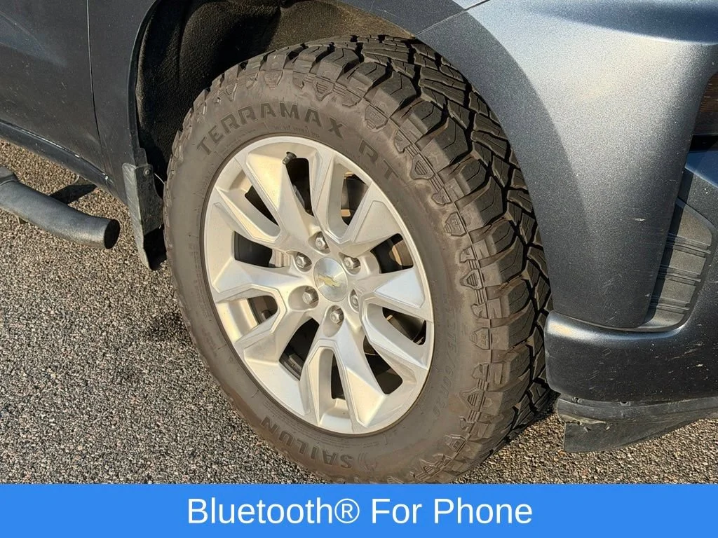 Used 2019 SHADOW GRAY METALLIC Chevrolet Custom image 13