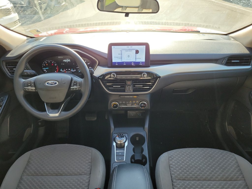 Used 2020 Red Metallic Ford SE image 17