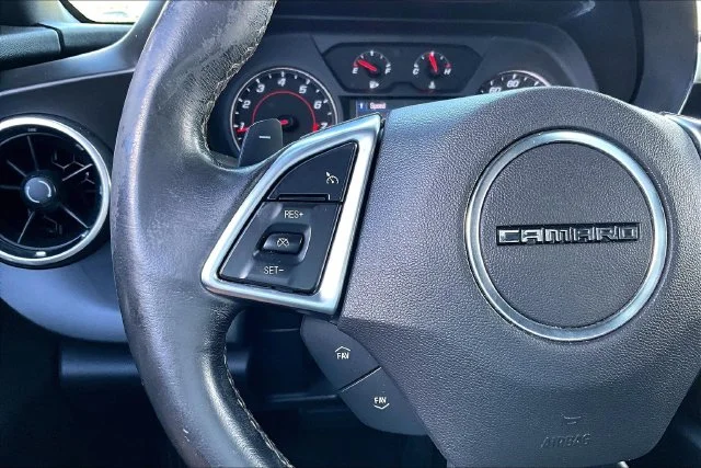 Used 2019 Red Chevrolet 1LT image 10