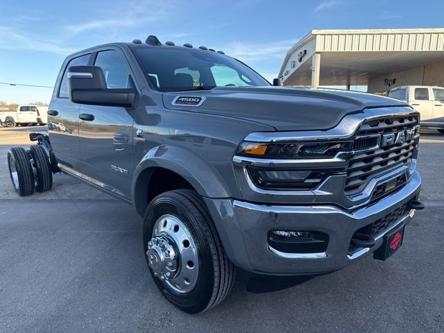 New 2026 Ceramic Gray Clear-Coat Exterior Paint RAM BIG HORN image 18