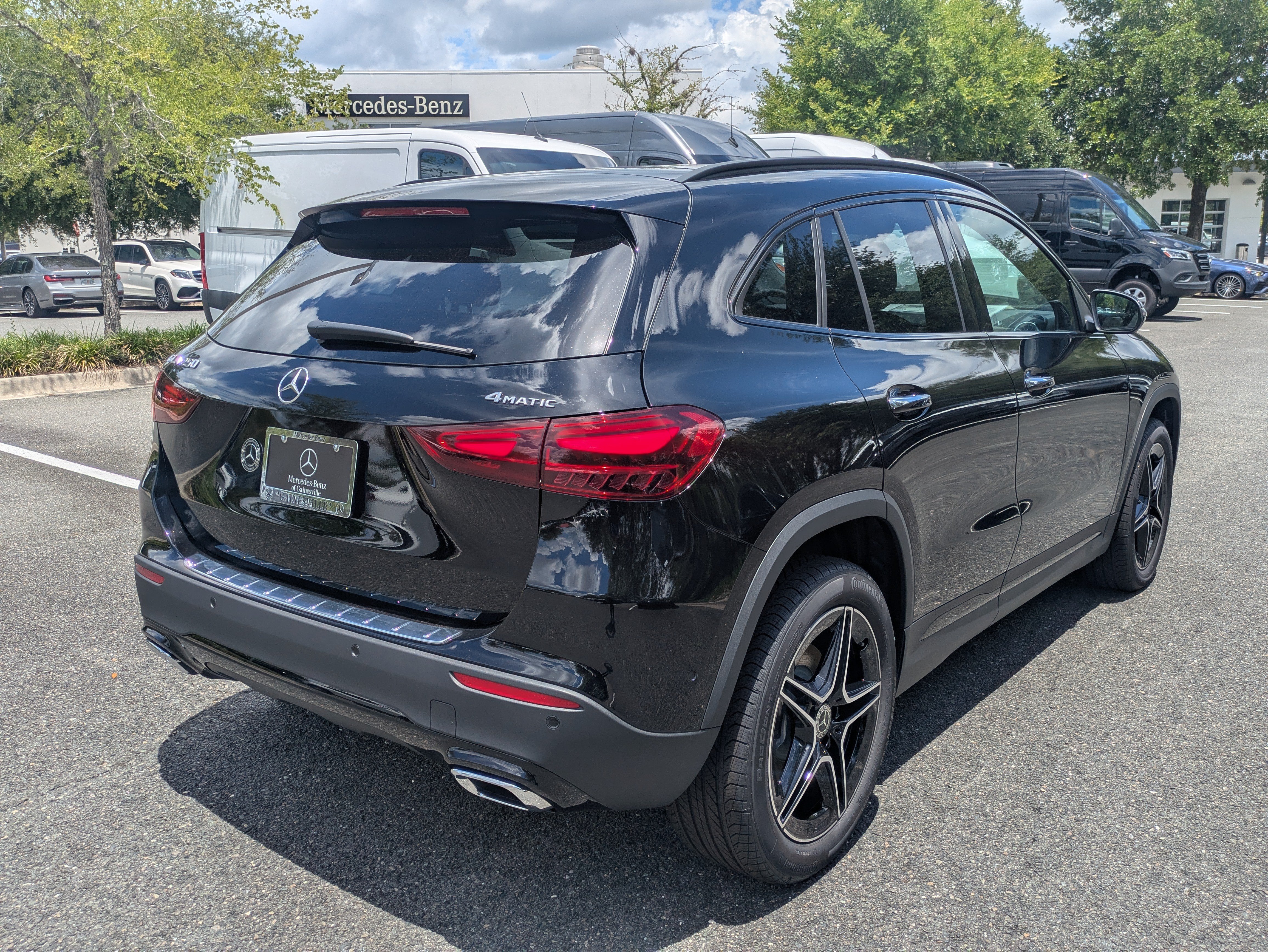 New 2026 Night Black Mercedes-Benz GLA 250 image 4