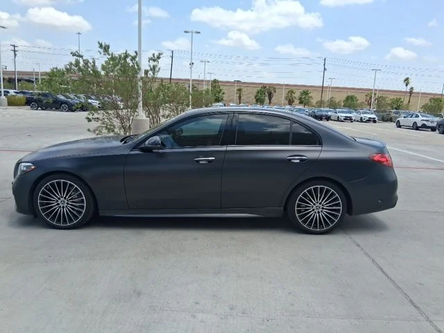 Used 2024  Mercedes-Benz C 300 image 3