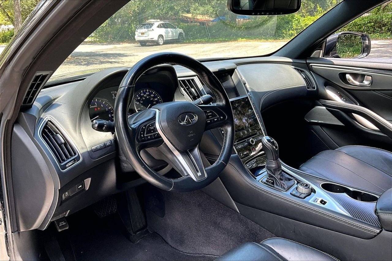 Used 2019 Black INFINITI 3.0t LUXE image 13