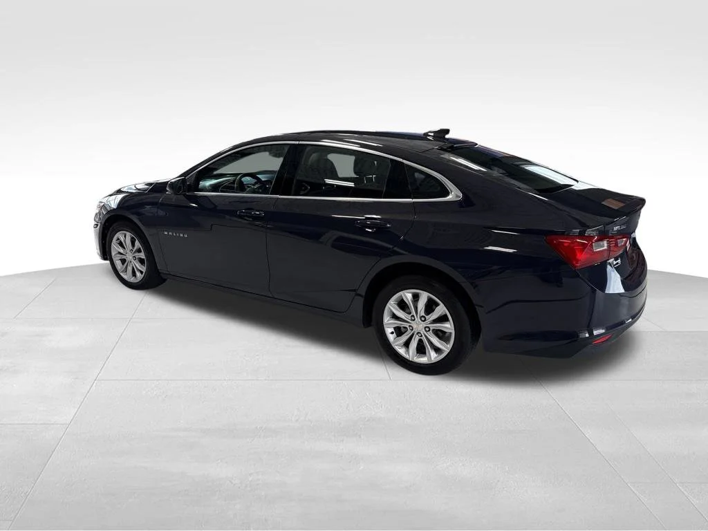 Used 2025 Black Chevrolet LT image 4