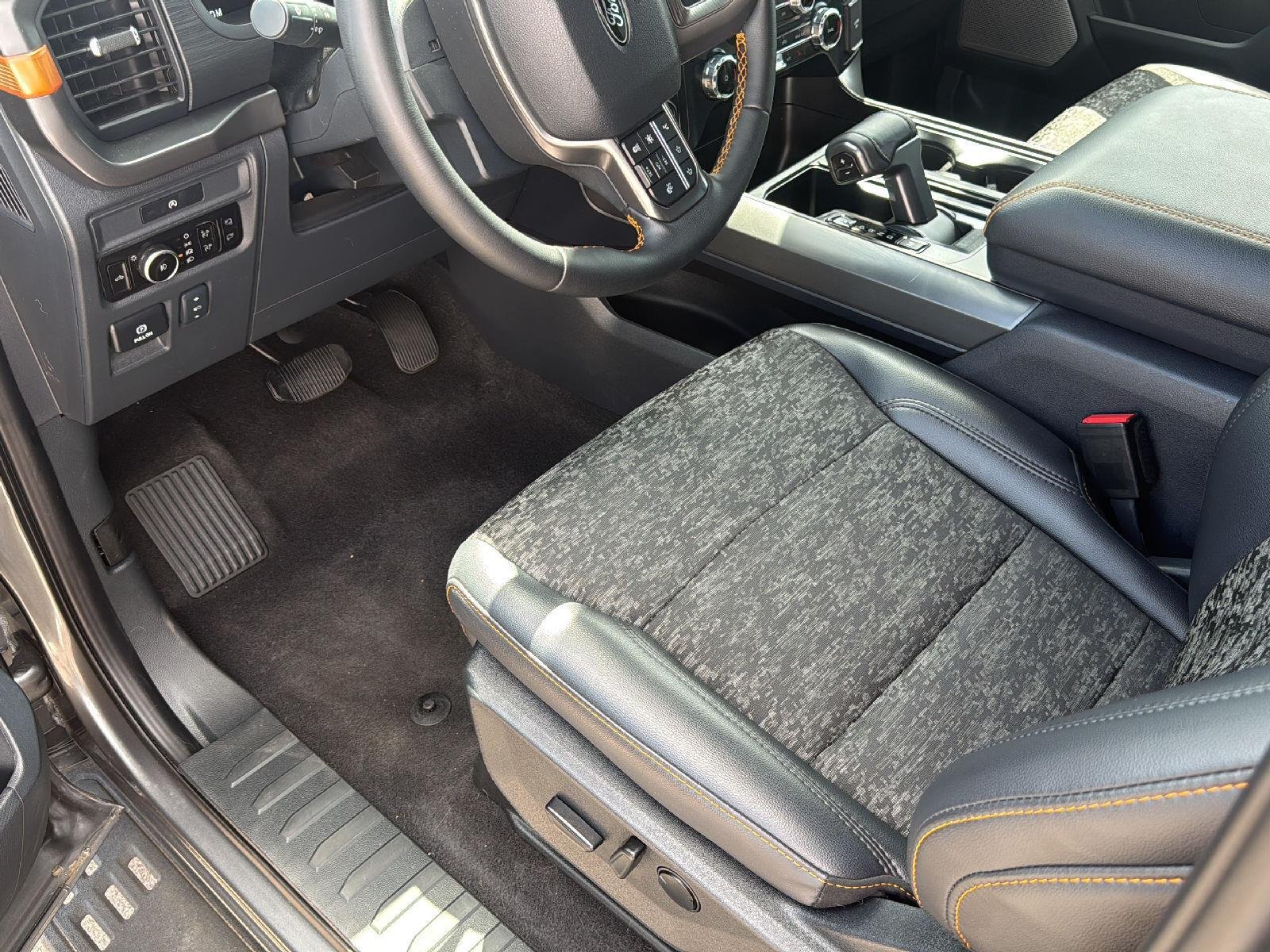 Used 2025 Carbonized Gray Ford Tremor image 9