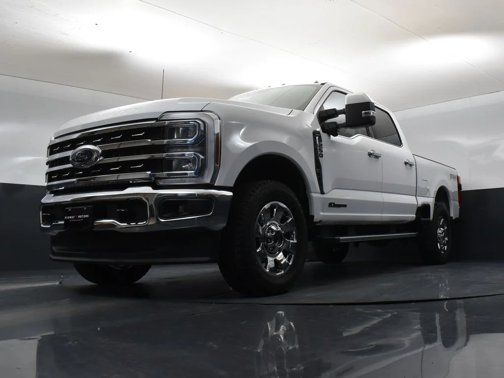 New 2026 White Ford Lariat image 38