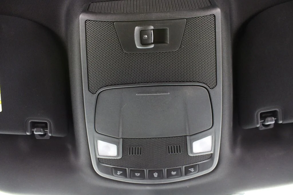 Used 2018 Gray Ford XLT image 16