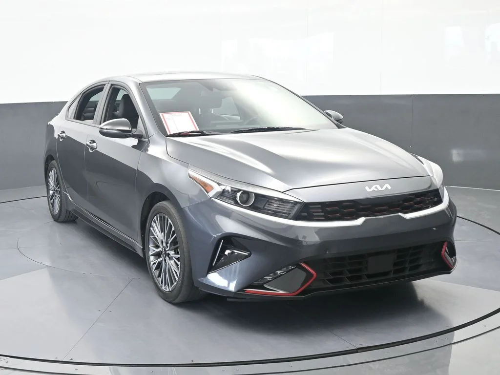 Used 2024 Gravity Gray Kia GT-Line image 9