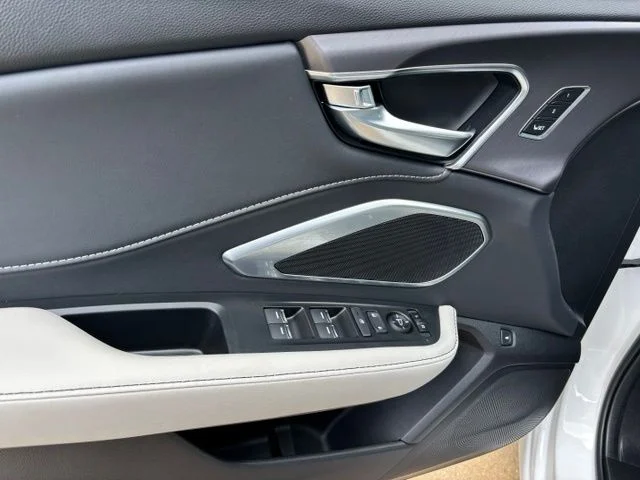 2025 Acura RDX Base - Photo 13