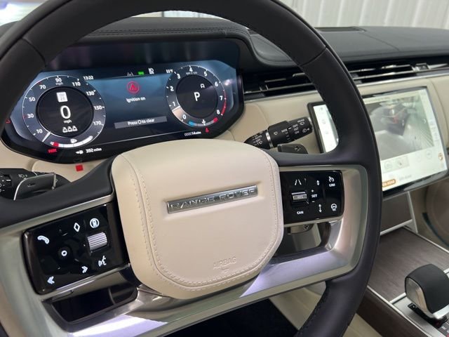 New 2026 Fuji White Land Rover SE image 38