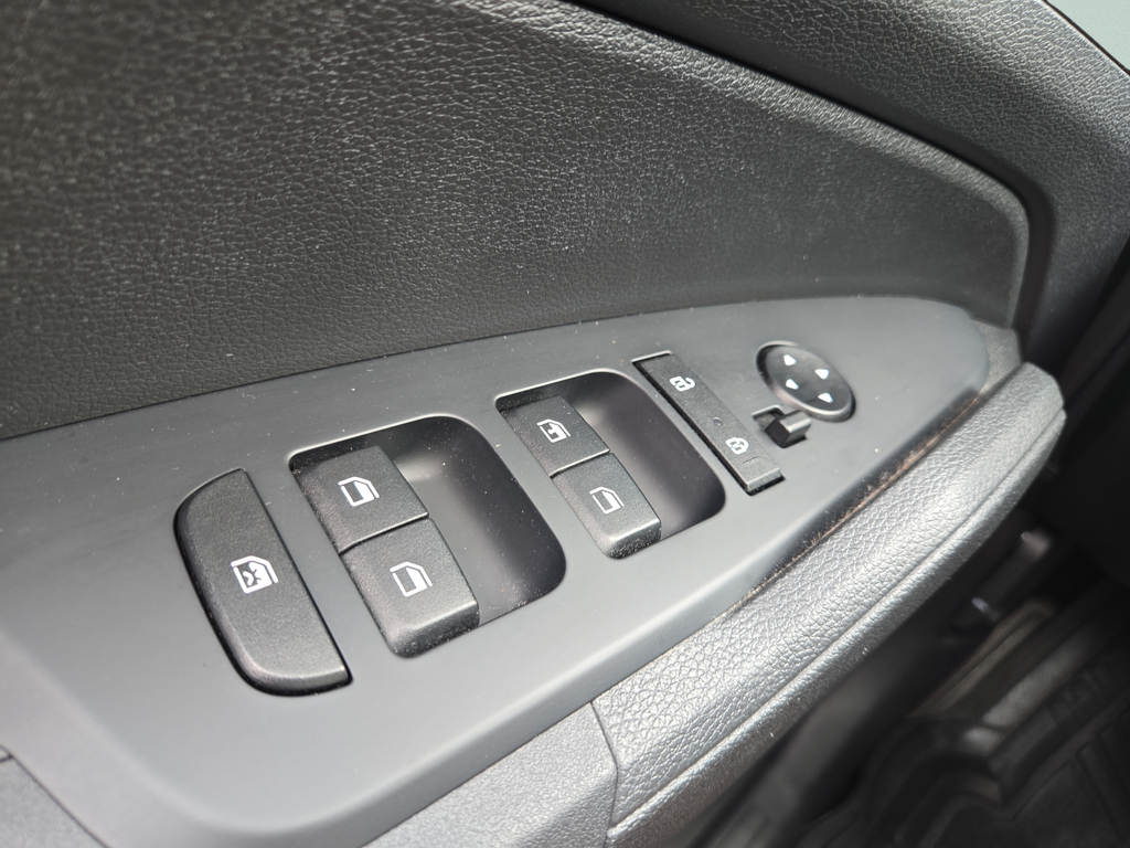Used 2023 White Kia LX image 33