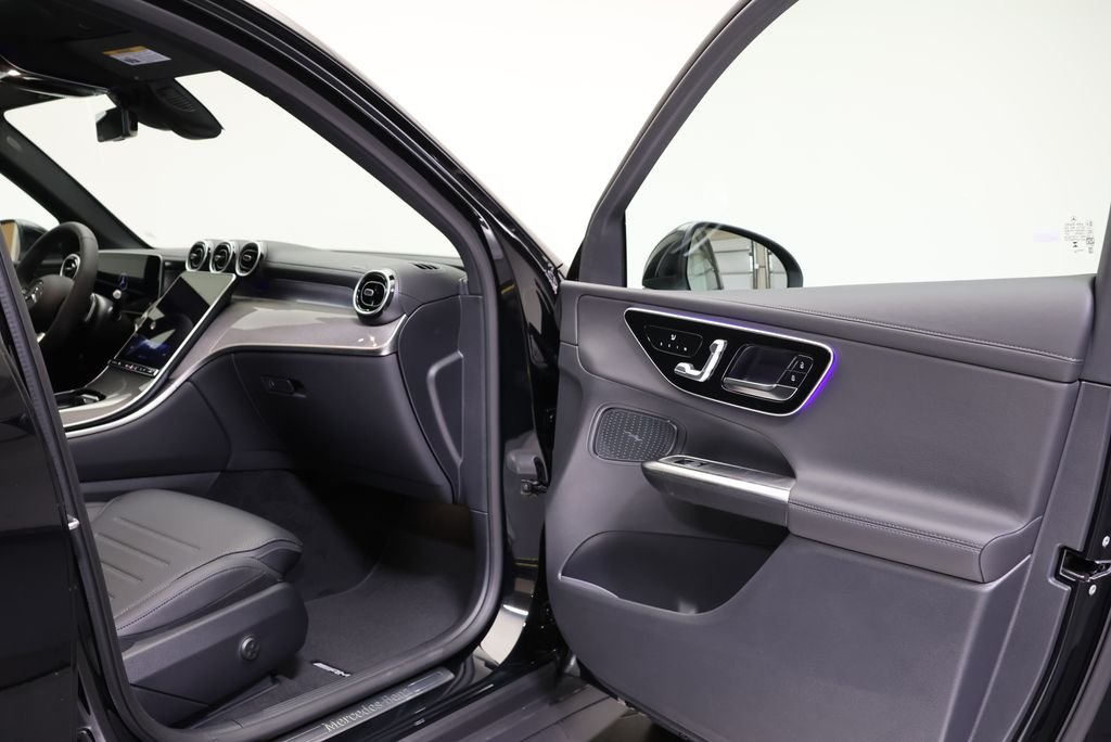 New 2026 Black Mercedes-Benz GLC 300 image 47
