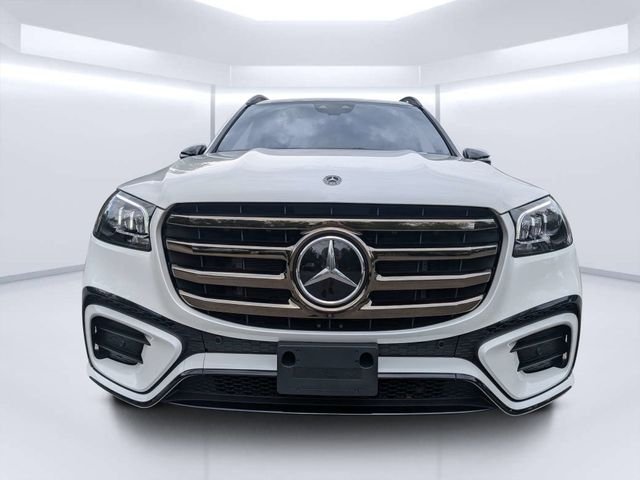 Used 2025 MANUFAKTUR Moonlight White Metallic Mercedes-Benz GLS 450 image 8