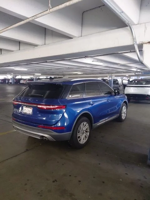 Used 2020 Blue Lincoln Standard image 4