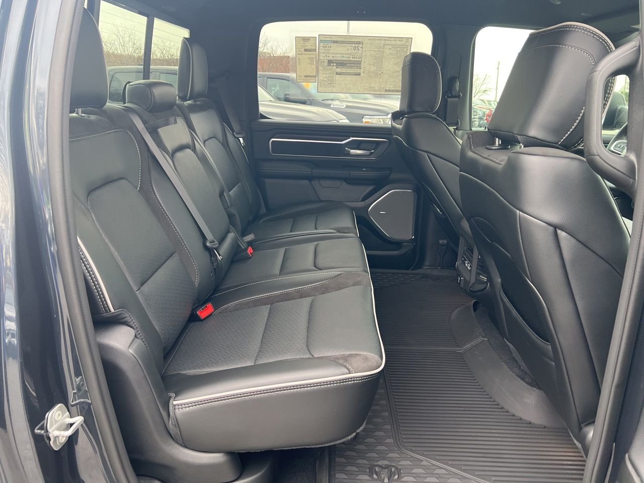 2026 RAM 1500 Laramie - Photo 18
