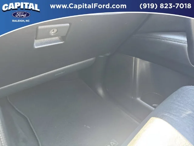 Used 2022 Black Nissan SL image 28