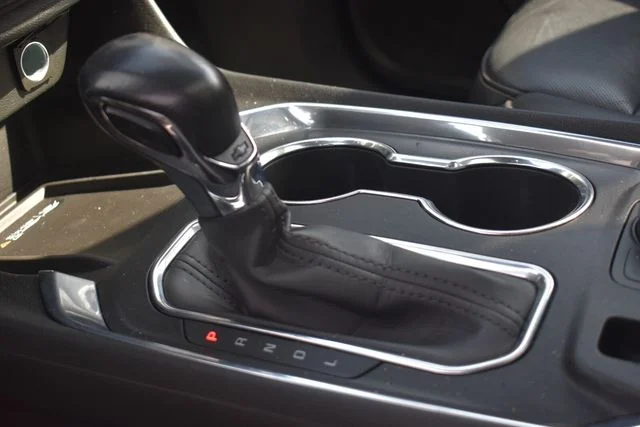 Used 2022 Black Chevrolet Premier image 31