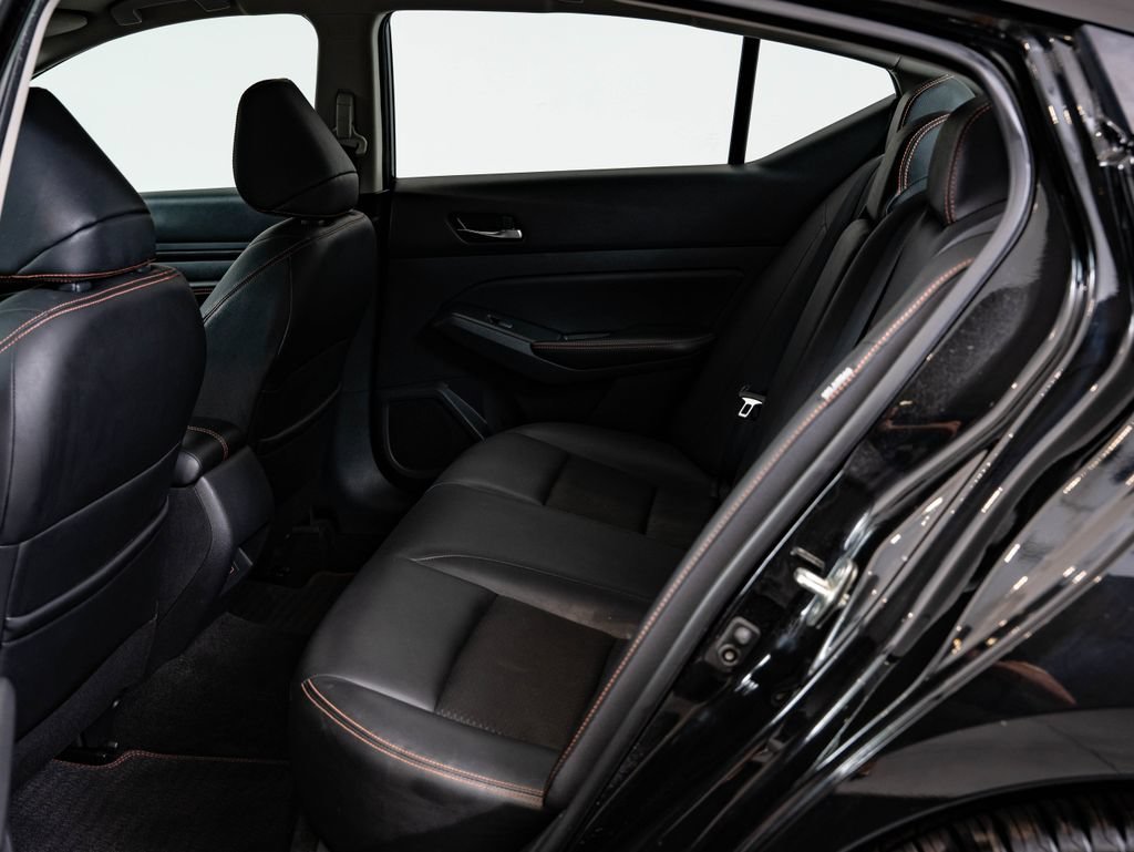 Used 2019 Super Black Nissan 2.5 SR image 39