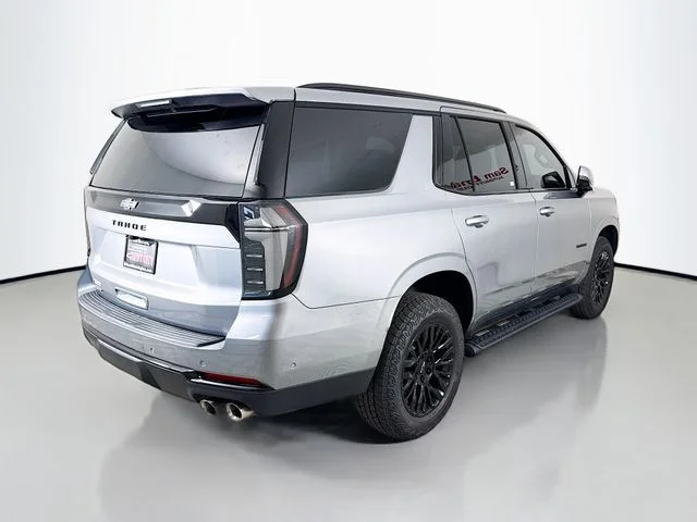 Used 2025 Gray Chevrolet Z71 image 7