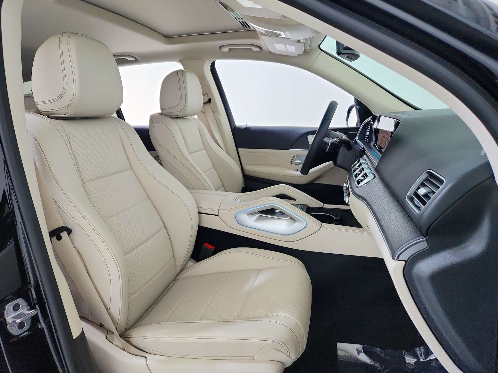 Certified Used 2025 Black Mercedes-Benz GLE 350 image 31