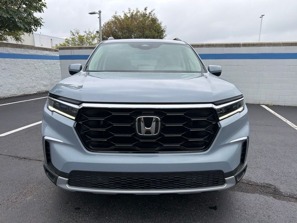 2025 Honda Pilot Touring - Photo 8