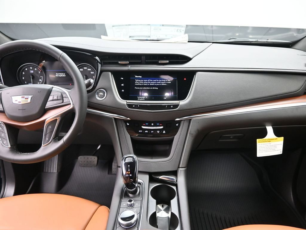 Used 2026 Emerald Lake Metallic Cadillac Premium Luxury image 25