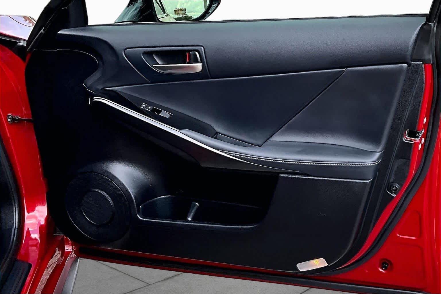 Used 2025 Matador Red Mica Lexus  image 27