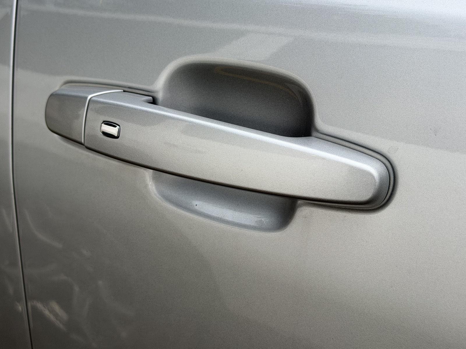 Used 2020 Quicksilver Metallic GMC SLE image 10