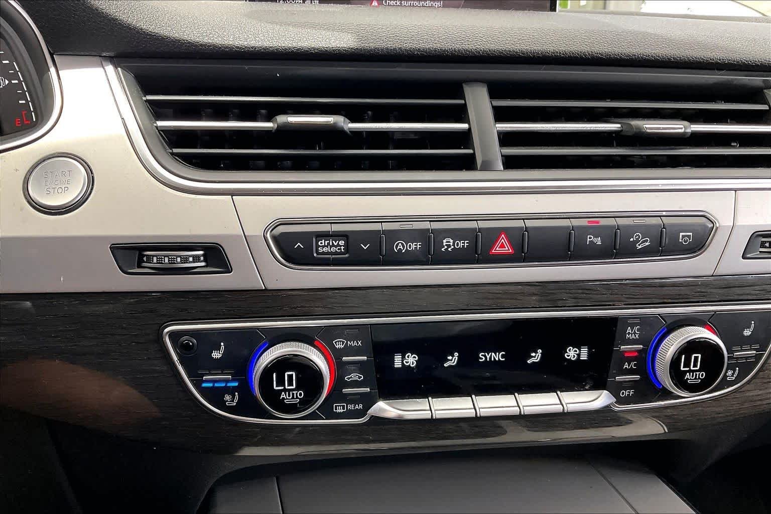 Used 2018 Florett Silver Metallic Audi Premium Plus image 32