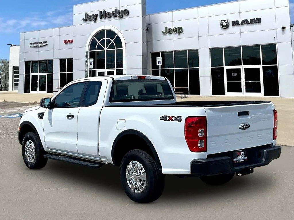 Used 2022 White Ford XL image 5
