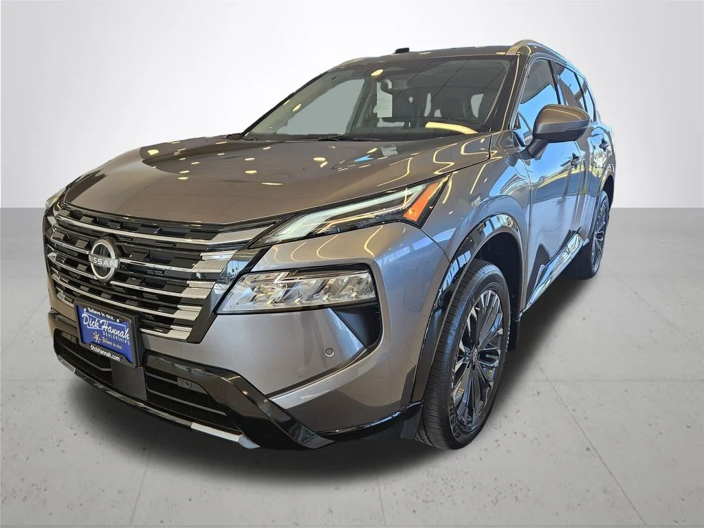 New 2026 Gun Metallic Nissan Platinum image 2