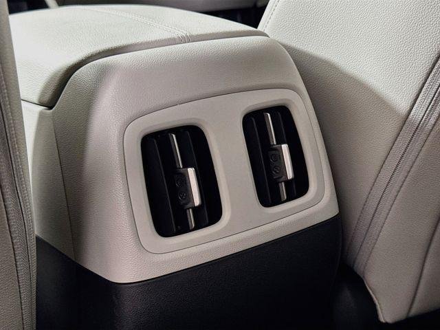 New 2026 Silver Hyundai SEL Premium FWD image 35
