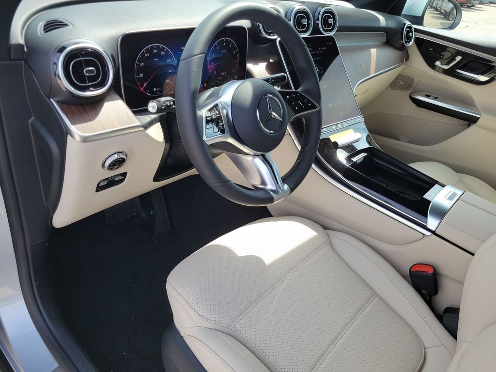 New 2027 Cirrus Silver Metallic Mercedes-Benz GLC 300 image 18