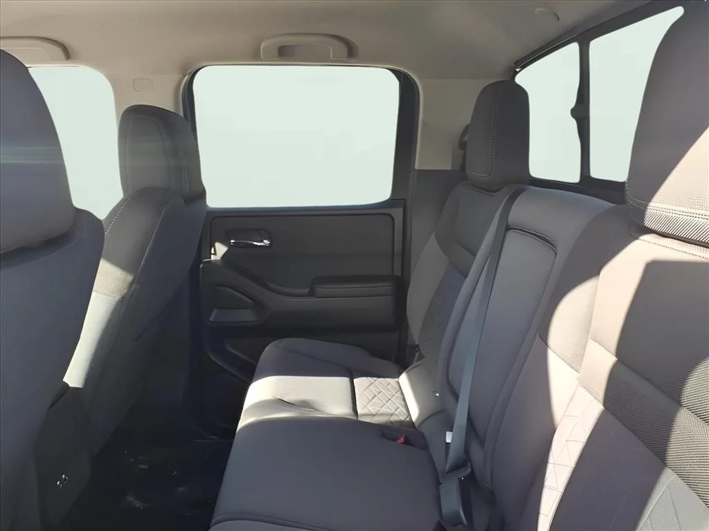 2026 Nissan Frontier SV - Photo 10