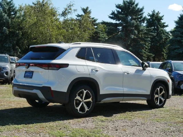New 2026 White/off-white Volkswagen SE image 2