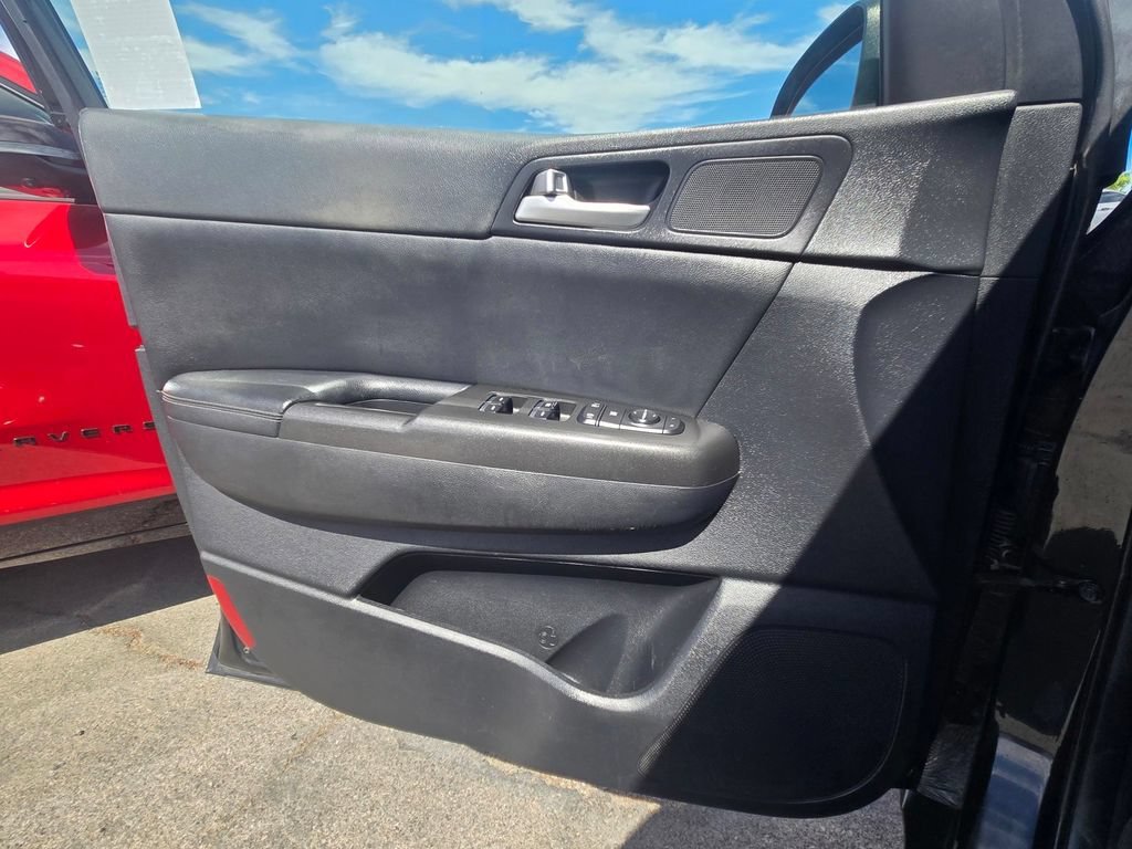 Used 2017 Black Cherry Kia EX image 17