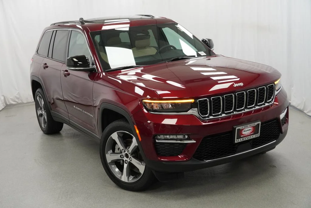 Used 2025 Red Jeep Limited image 14