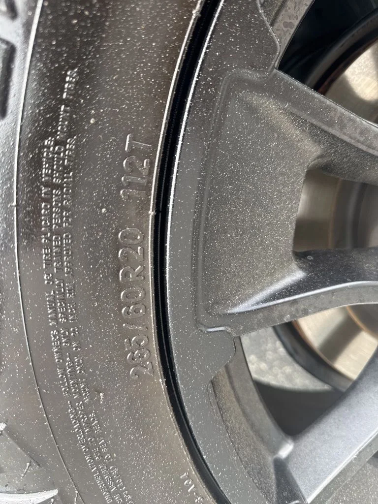Used 2025  Toyota Limited image 31