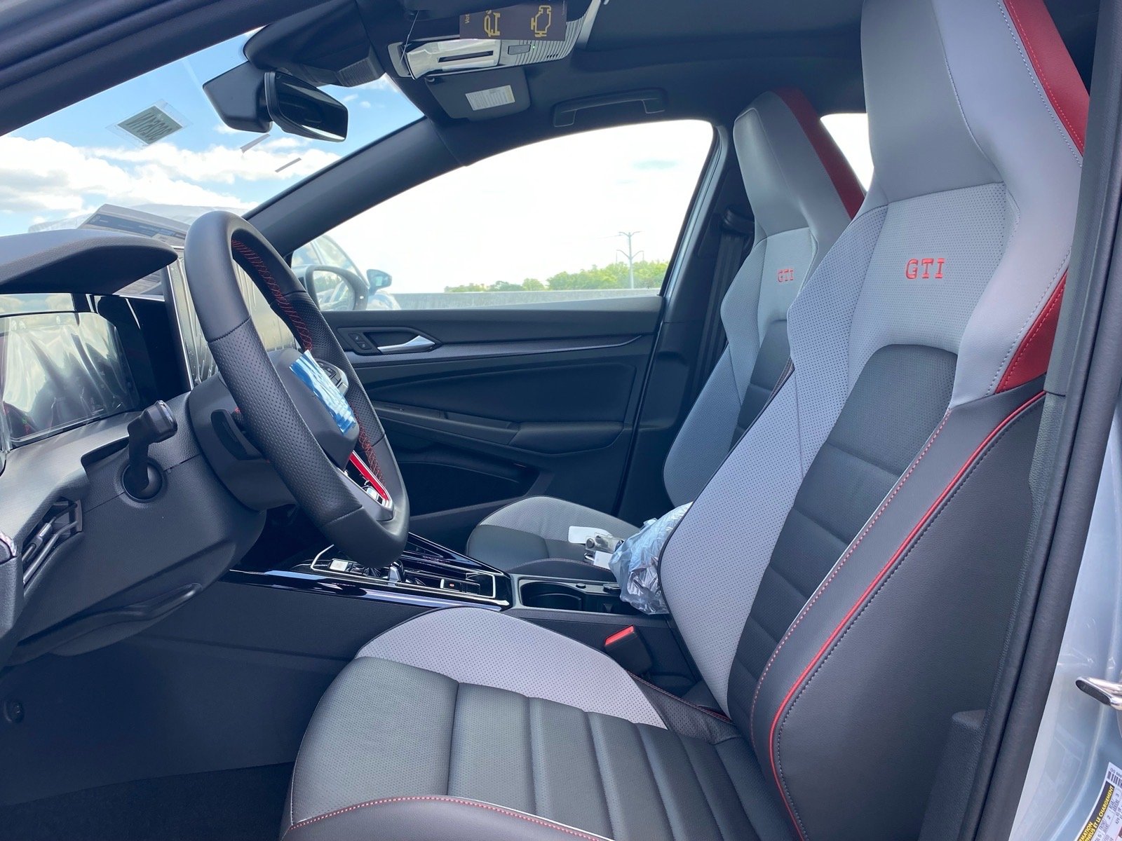 New 2026 White Volkswagen Autobahn image 8