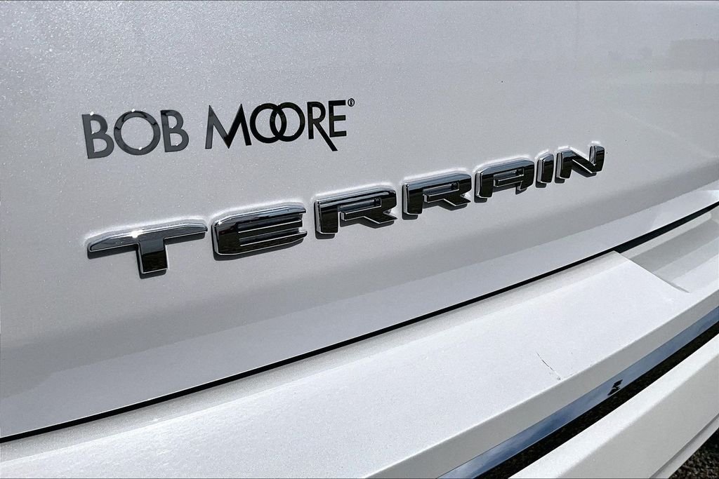 Used 2023 White GMC Denali image 33
