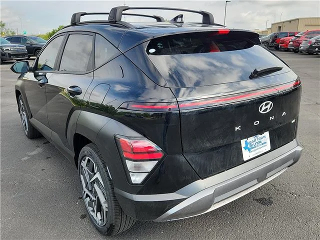 New 2026 Abyss Black Pearl Hyundai SEL Premium image 3