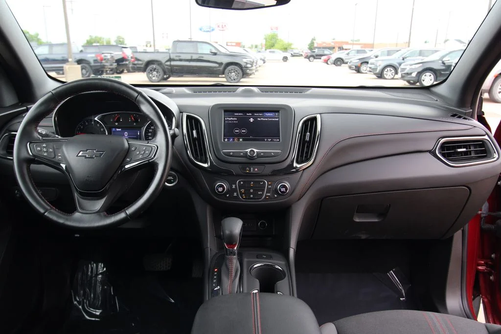 Used 2022  Chevrolet RS image 38