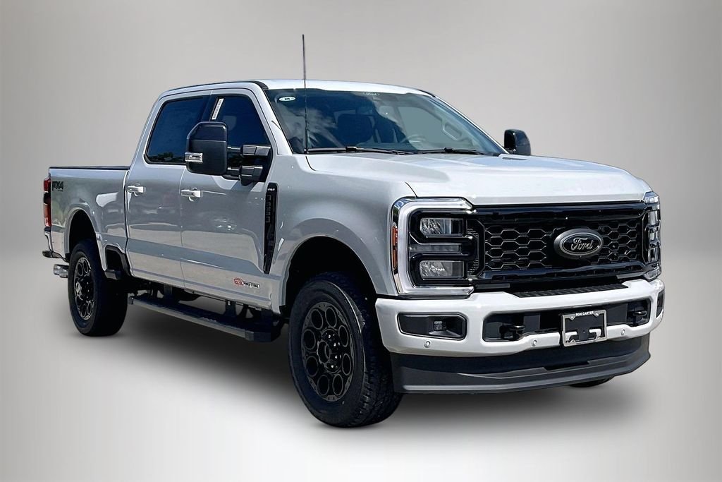 New 2026 Ford Super Duty F-250 Lariat 4D Crew Cab
