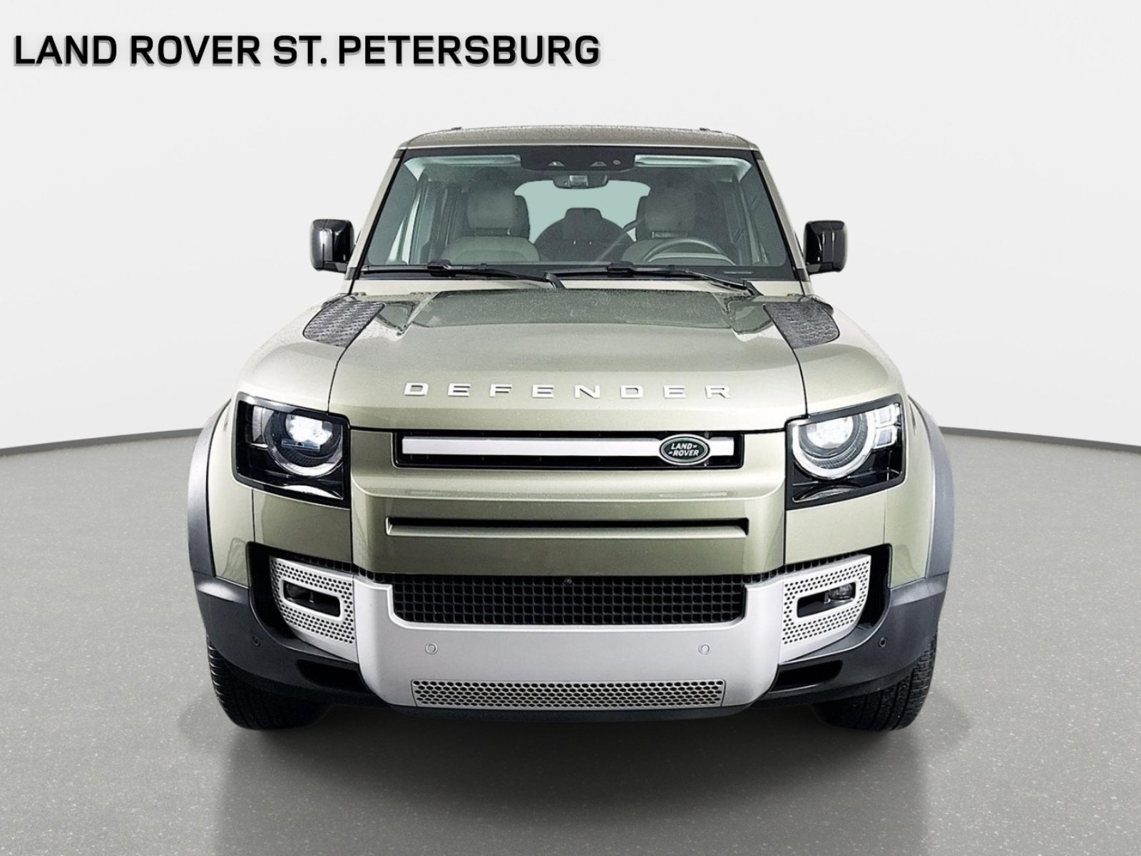 Used 2025 Pangea Green Metallic Land Rover S image 2