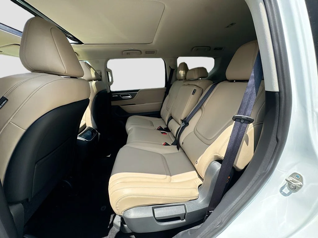 New 2026 RADIANT WHITE INFINITI Pure 2WD image 26