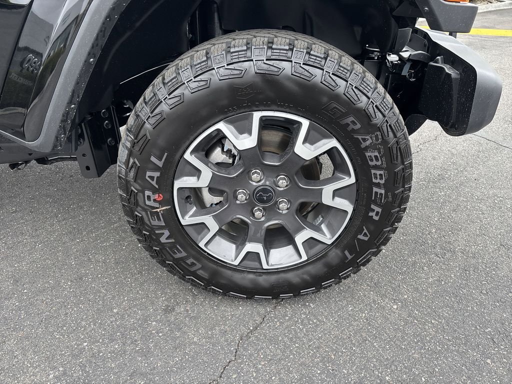 2025 Jeep Wrangler 4-Door Sahara - Photo 22