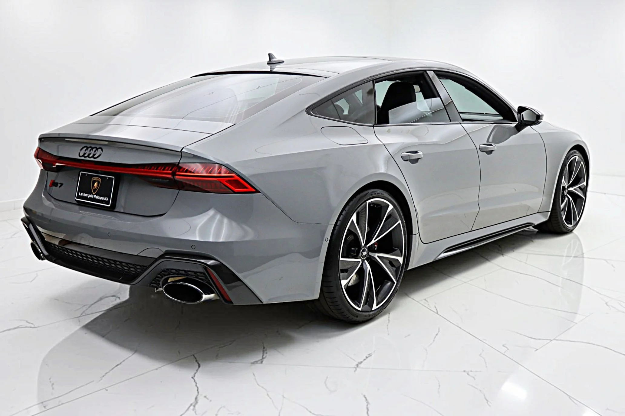 Used 2022 Gray Audi  image 11