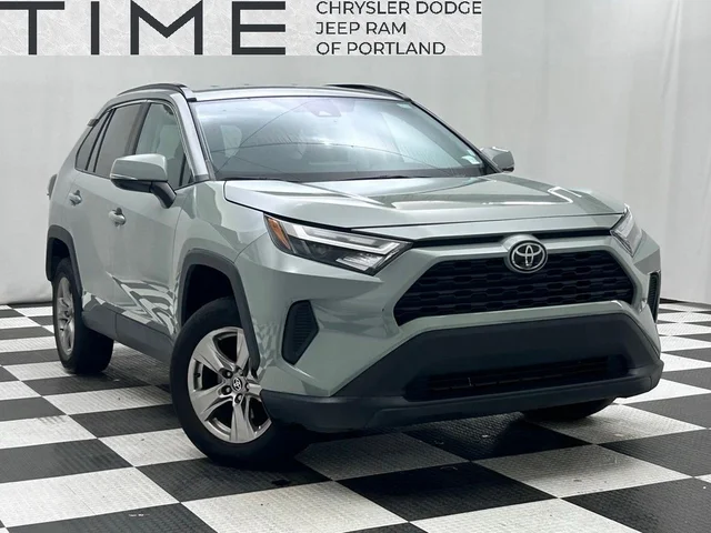 2023 Toyota RAV4 XLE